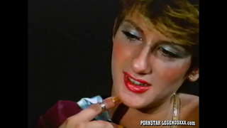 Classic babe porn deepthroats big cock