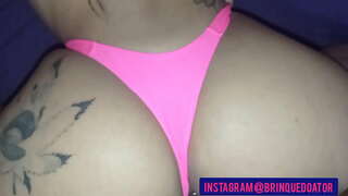 Fætter spise anal sex af sin fætter, og hun føler smerte det lader til, at hun kunne lide det