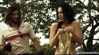 Cléo Pires pelada em fel Brasileiras