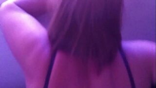 Comiendo rico de la corona rica