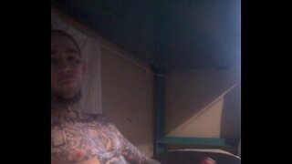 Ǚ�色的家伙，大家伙，兼枪