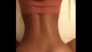 Daardie klein gat maar lekker om Kiesha