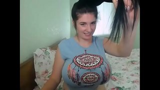 Seksi amba susu wadon free live show