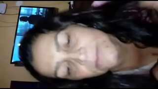 ő tudja, hogyan kell szopni