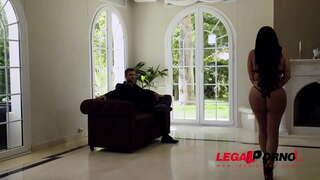 Düzgün vücutlu Latina hizmetçi Kesha Ortega Haydi patron patlama ona büyük memeler ve ıslak pembe GP848