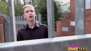 ���হিলা জাল ট্যাক্সি, শ্যামাঙ্গিণী, ধরা তার ভগ সঙ্গে বাজানো দ্বারা, লোক, পরবর্তী, দরজা