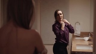 CHICAS MUY SEXY SE ENCUENTRAN DESPUÉS DE LA SEPARACIÓN Y DAN AMOR